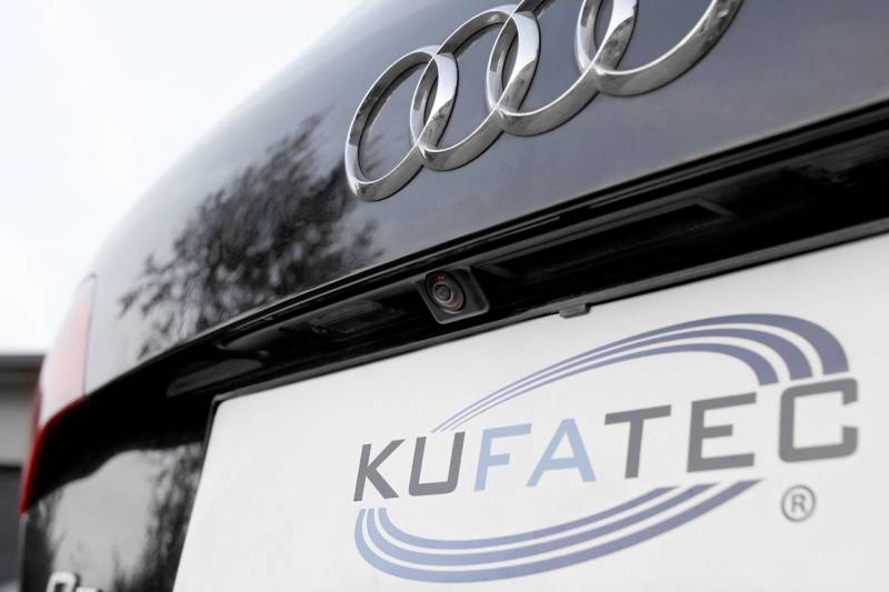 Komplett-Set Front- und Rückfahrkamera für Audi Q7 4L von Kufatec