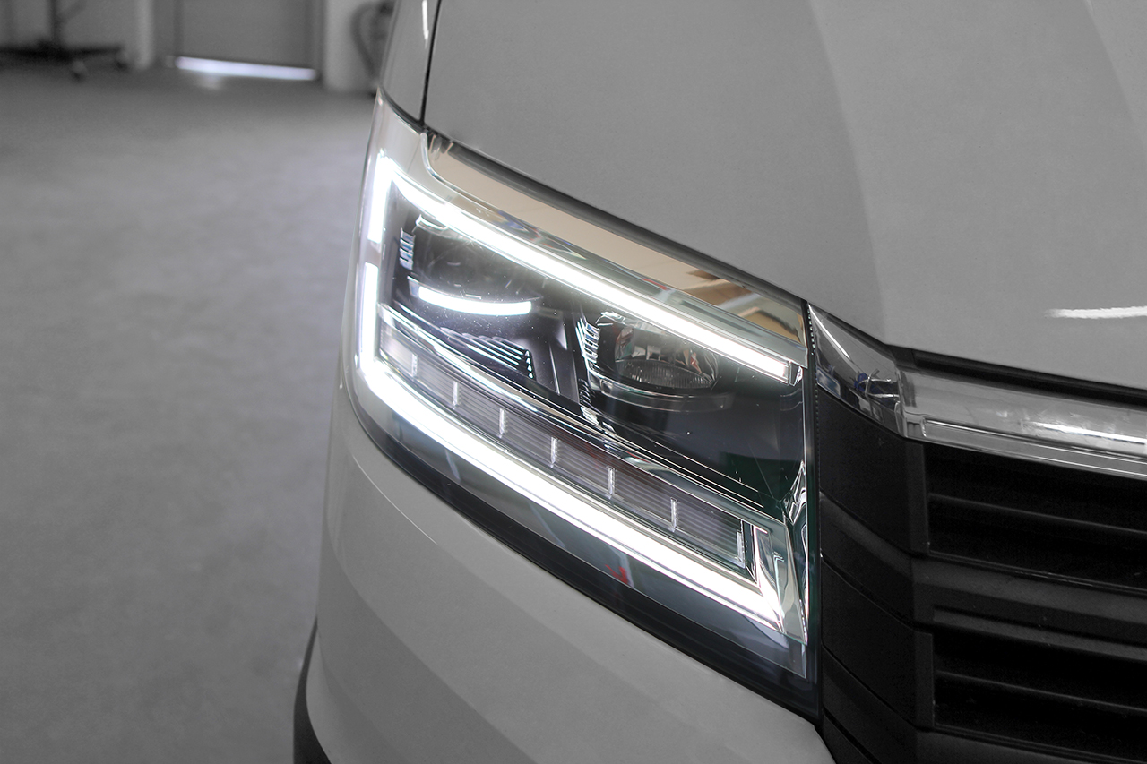 LED-Scheinwerfer LED TFL für VW Crafter SY, MAN TGE von KUFATEC GmbH & Co. KG