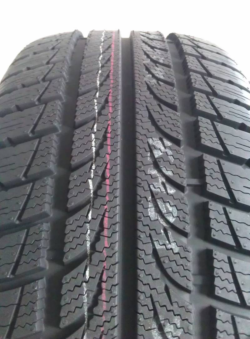 Kumho, 235/75R15 104/101Q Kumho KC11 M+S f/c/73 - Off-Road Reifen von Kumho