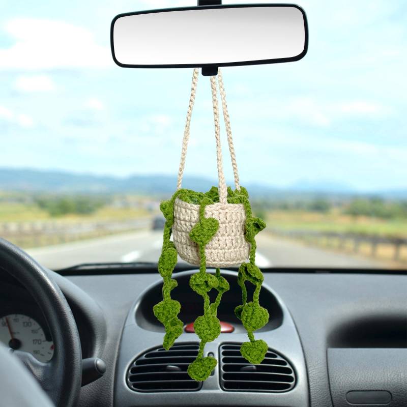 Häkel-Hängepflanze für Auto niedliche Topfpflanzen gehäkelte Dekoration Autospiegel hängende Zubehör Rückansicht Ornament hängende Boho handgefertigt gestrickter Anhänger von Kunyeah