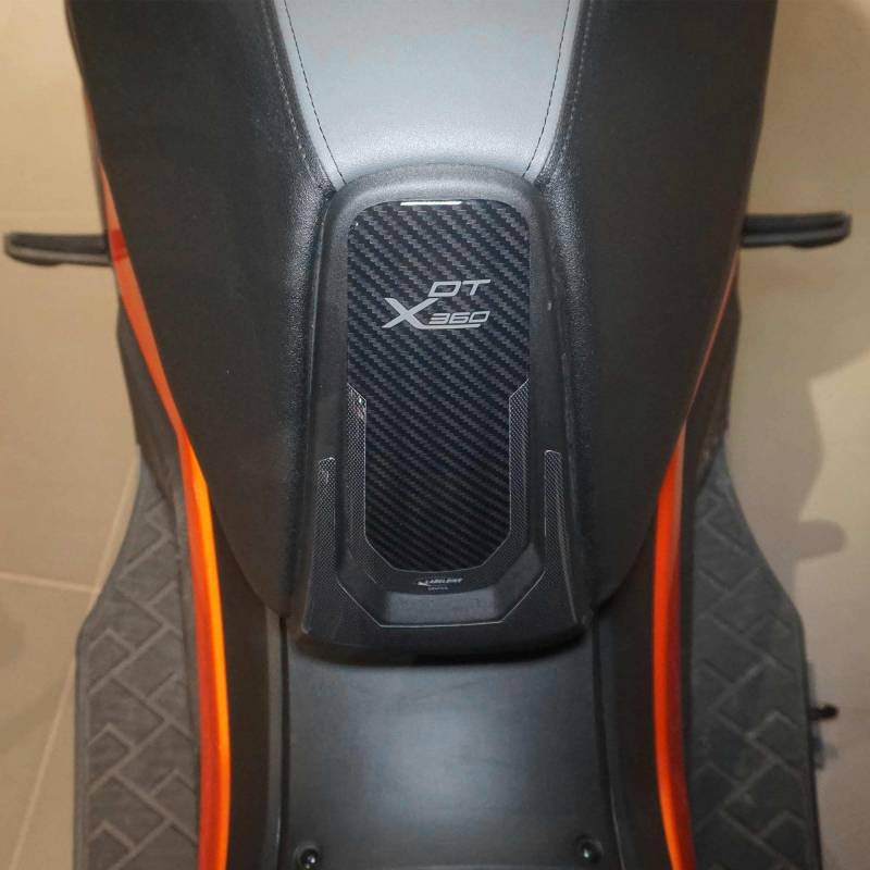 labelbike - 3D Gel Harz Aufkleber Frontschutz Sattel Scooter Bolzen kompatibel mit Kymco DTX 360 125 300 350 von LABELBIKE