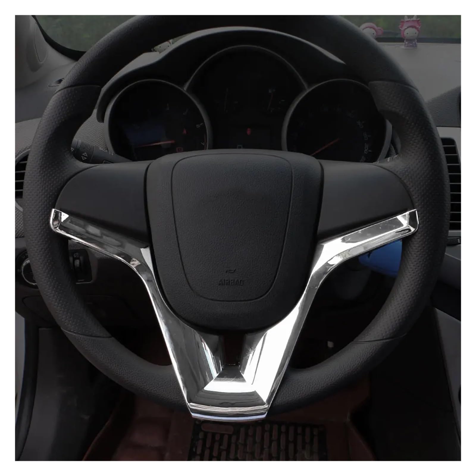 Auto Innenraum Zubehör Für Chevrolet Für Cruze Für Trax Für Tracker Für Sonic Auto Styling Lenkrad Chrome Trim Abdeckung Einfügen Aufkleber Auto Zubehör Auto Innen Zubehör(Chrome silver) von LEIFEIS