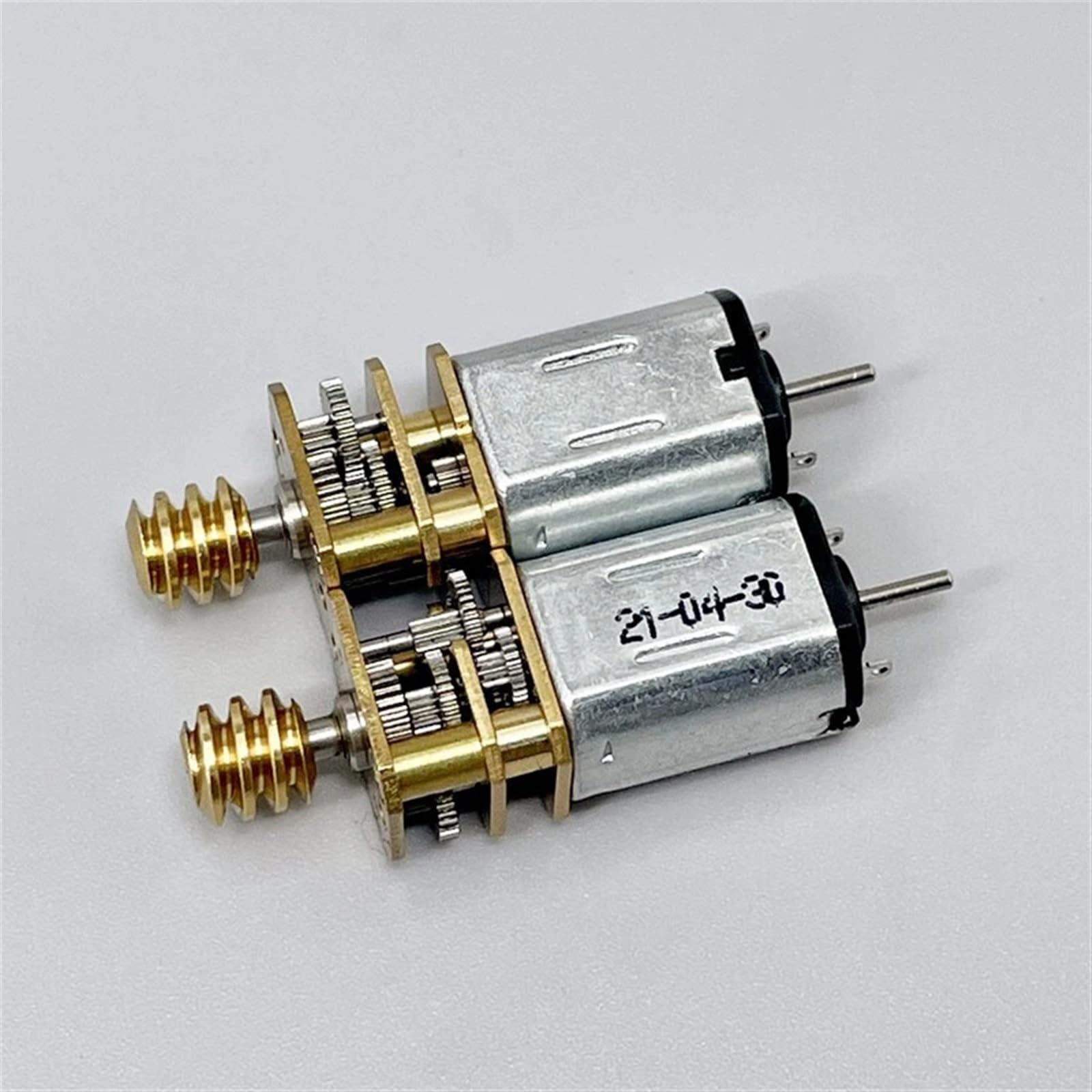 GA12-N20 12 mm Vollmetall-Getriebe-Untersetzungsmotor, Schneckengetriebewelle, DC 3 V, 62 U/min, langsame Geschwindigkeit, Doppelwelle, 1 Stück von LHKQHRDL