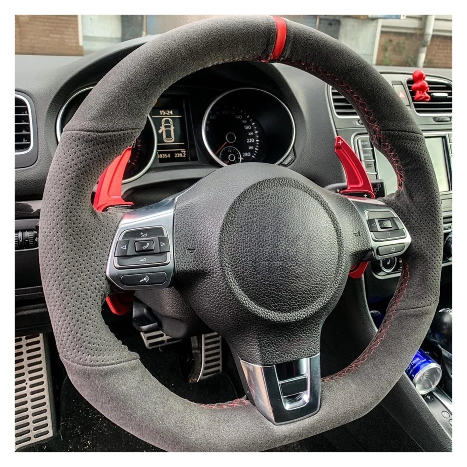 Lenkradhüllen Für Golf 6, Für MK6, Für VW, Für Polo, Für GTI, Für Passat CC, Für Line 2010, Individuelle Auto-Lenkradabdeckung, Schwarzes Wildleder Lenkradcover(Stil 5) von LIANGBAOS