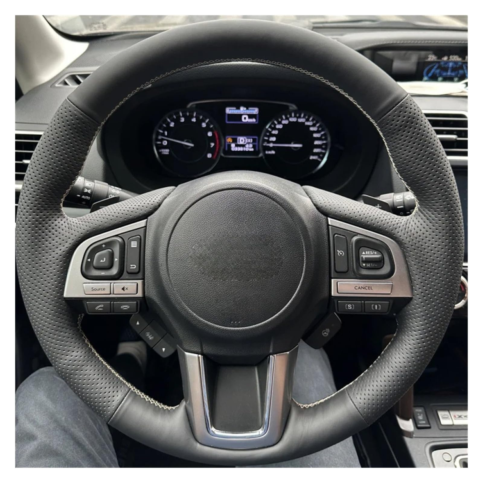 Lenkradhüllen Für Subaru Für WRX Für (STI) 2015-2019 Für Levorg Lenkradbezug Wrap Auto Lenkrad Anti-Rutsch Verschleiß-beständig Lenkradcover(Light Blue Thread) von LIANGBAOS