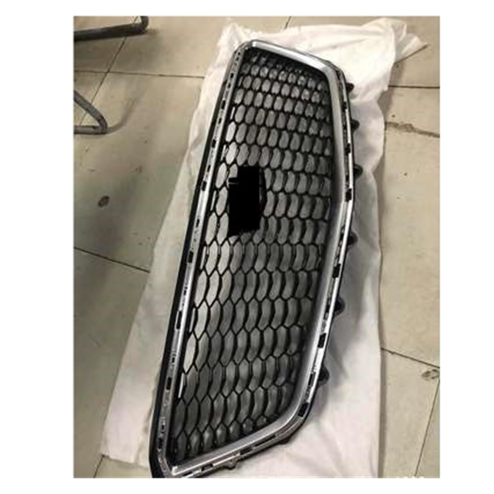 Kühlergrillmaske for die vordere Stoßstange, kompatibel mit Cadillac XT4, Autozubehör(XT4 with Camera) von LJHSAWBG