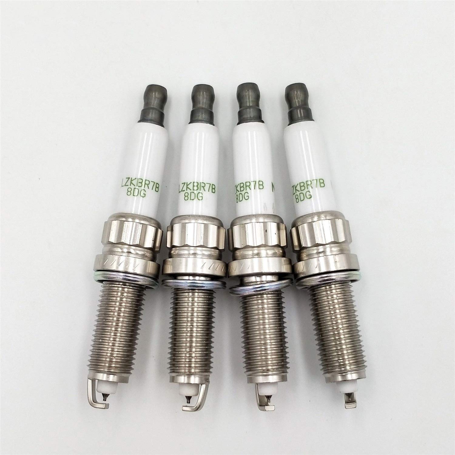 Zündkerzen 12 Stück / LOT ILZKBR7B8DG 95770 Spark Plugs Auto kompatibel mit CLS63 RCZ C3-C4-C5 XR Cooper Autoteile von LKIWSDS