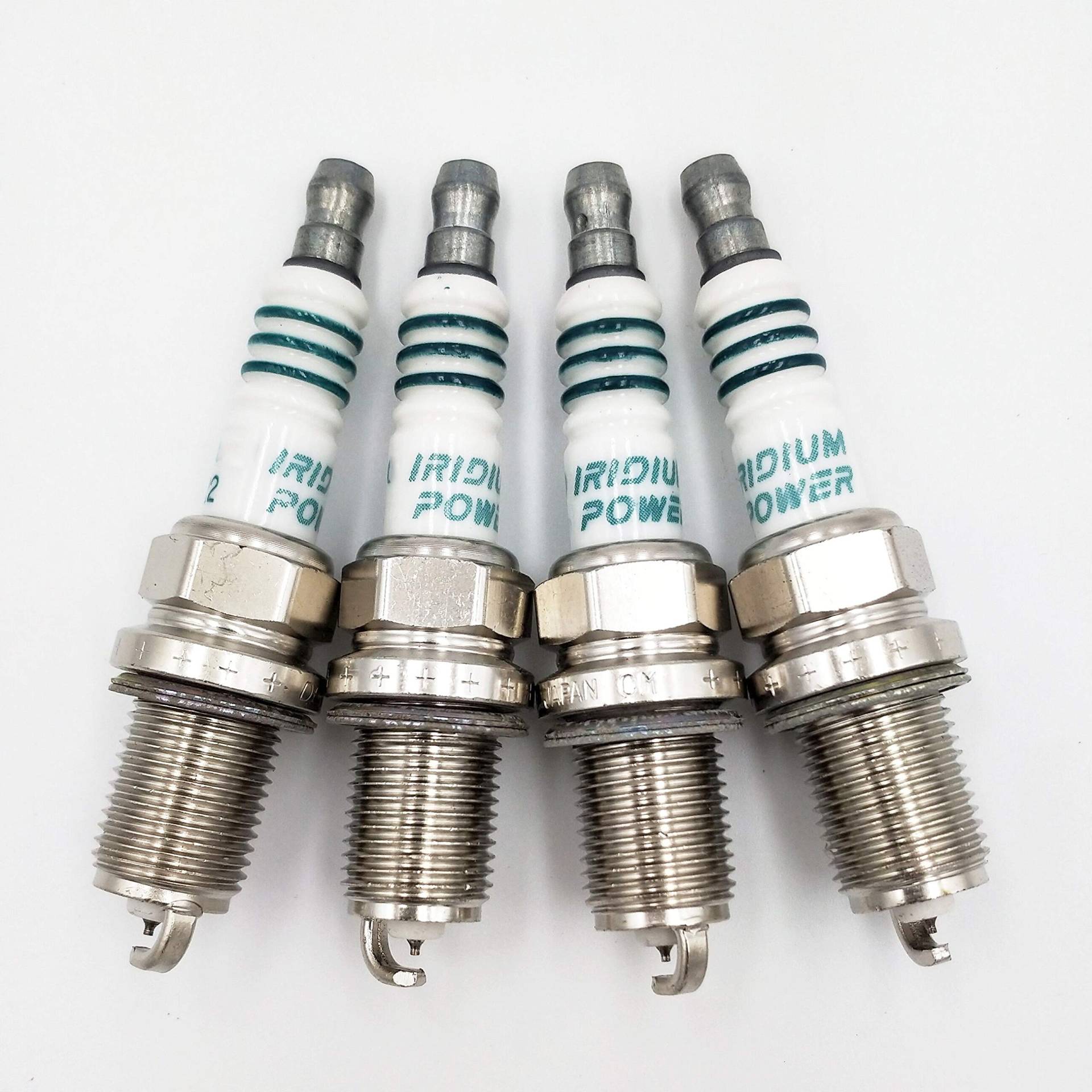 Zündkerzen 4PCS Hot Selling IK22 5310 Iridium IK22-5310 Zündkerze Kompatibel mit Ford Kompatibel mit Audi Kompatibel mit Kompatibel mit Nissan Kompatibel mit Volvo Gold- Autoteile von LKIWSDS