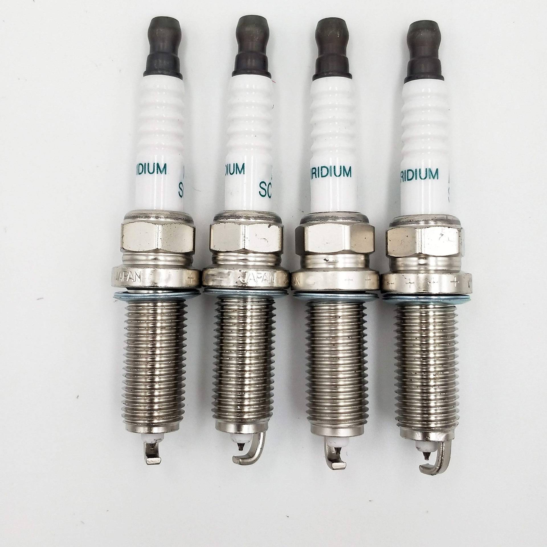 Zündkerzen 4pcs / SC20HR11 90.919-01.253 Iridium Spark Plugs Kompatibel mit Toyota Kompatibel mit Corolla Kompatibel mit Carola Kompatibel mit Vios 1.6 Kompatibel mit AVENSIS Kompatibel mit Limousine von LKIWSDS