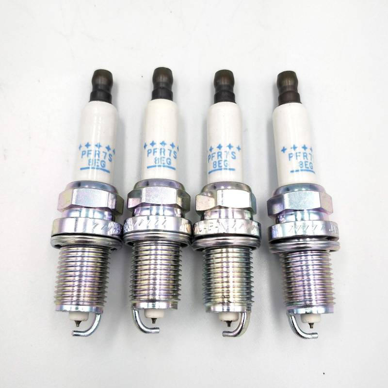 Zündkerzen 4pcs / lot PFR7S8EG 1675 Park Stecker gepasst for A4 A5 A6 CC Q3 Kompatibel mit Golf Autoteile von LKIWSDS