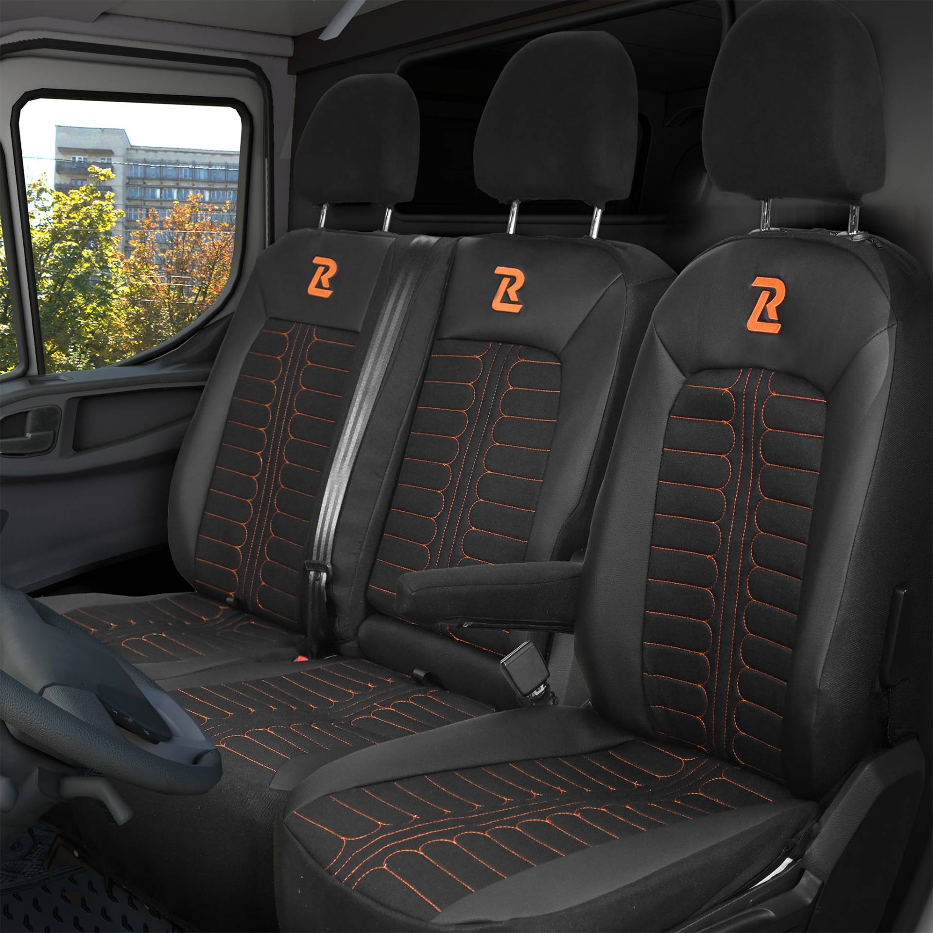 LUCARO Sitzbezügesets für Volkswagen Crafter 2, Man TGE, 1+2 - Auto Sitzbezüge Schwarz Orange - Schonbezüge für Autositze 2+1 - Ergonomische Sitzbezüge - Car Seat Cover - Öko-Leder-Sessel von LUCARO