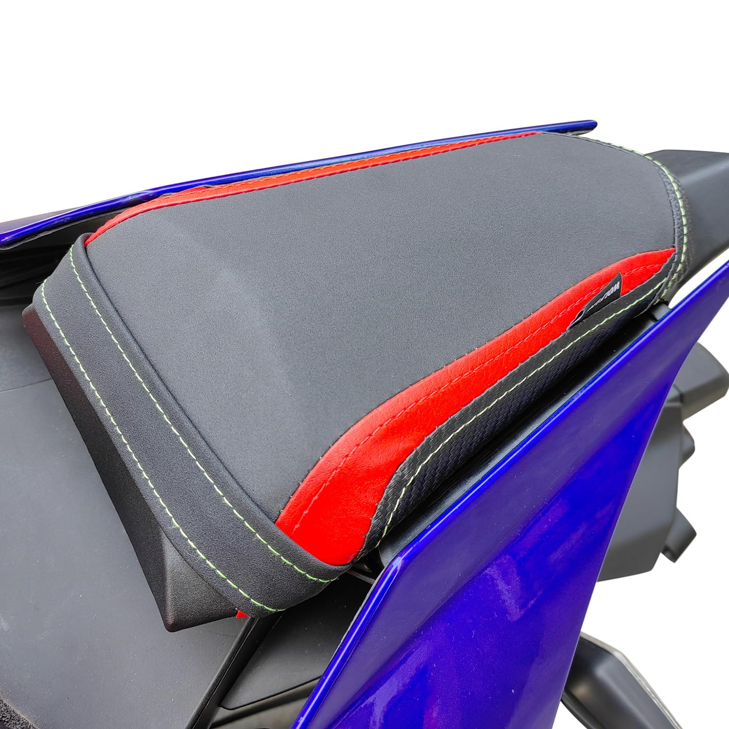 Motorrad Leder Sozius Sitz Hinteren Beifahrerkissen Sitzkissen Sitzpad Sitzbezug Sitzbank Kompatibel mit YZF-R7 YZFR7 2021-2024 YZF-R1 YZFR1 2015-2023, Rot von Lorababer