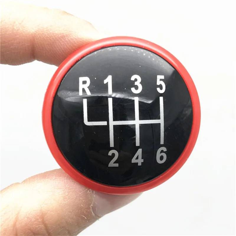 Car Schalthebel Für VW Für Golf Für Jetta MK3 MK4 Für GTI MK4 Für Bora Für Polo 5/6 Geschwindigkeit Schaltknauf Top Kappe Emblem Abzeichen Abdeckung Schalthebel Shift Knob(Red 6 Speed) von Lspbfkq