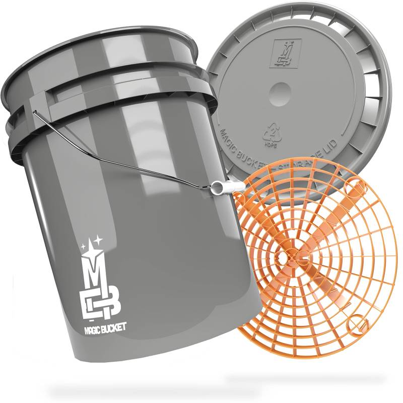 MAGIC BUCKET | Auto Handwäsche Bundle | Wascheimer mit passendem Eimer Deckel 5 US GALLONEN ca. 20 Liter | Mit Grit Guard Eimereinsatz Schmutzsieb | Waschset Grau/Orange von MAGIC BUCKET