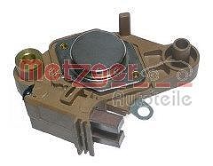 Metzger Generatorregler [Hersteller-Nr. 2390046] für Alfa Romeo, Audi, BMW, Citroën, Fiat, Ford, Hyundai, Lancia, Lexus, Mercedes-Benz, Mitsubishi, Op von METZGER