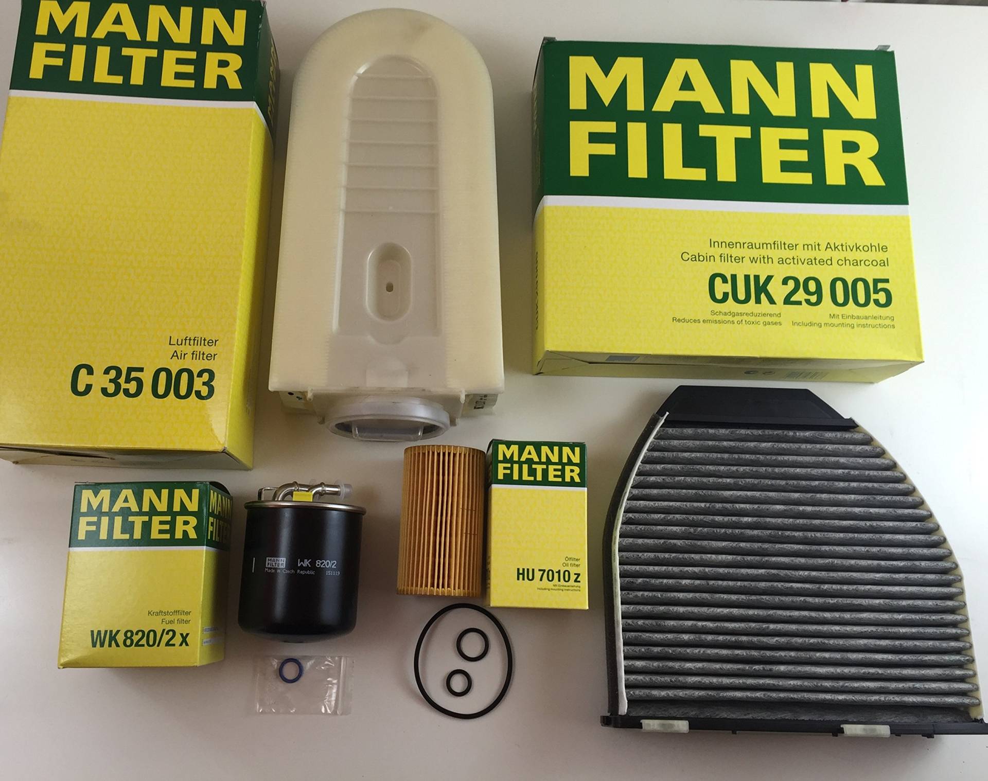 MANN-FILTER FILTER SET ÖLFILTER LUFTFILTER AKTIVKOHLEFILTER KRAFTSTOFFFILTER W212 S212 W204 S204 CDI - bitte Einschränkungen beachten von MANN-FILTER