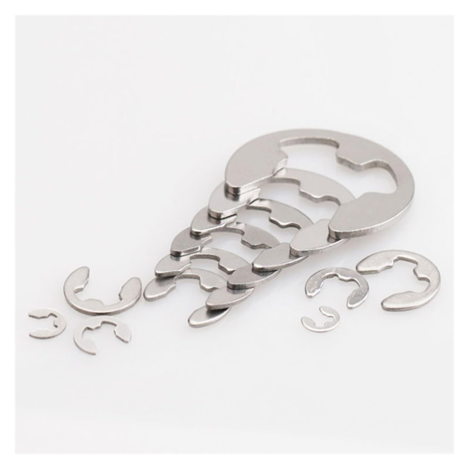 10/30/50 Stück M1.5 M2 M2.5 M3 M3.5 M4 M5-M15 304 Edelstahl E Clip Sicherungsring Sicherungsring Unterlegscheibe for Wellenbefestigung(50pcs,M15) von Manoud