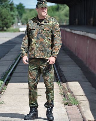 Mil-Tec BW Feld, Textilhose - Flecktarn - 60 von Mil-Tec