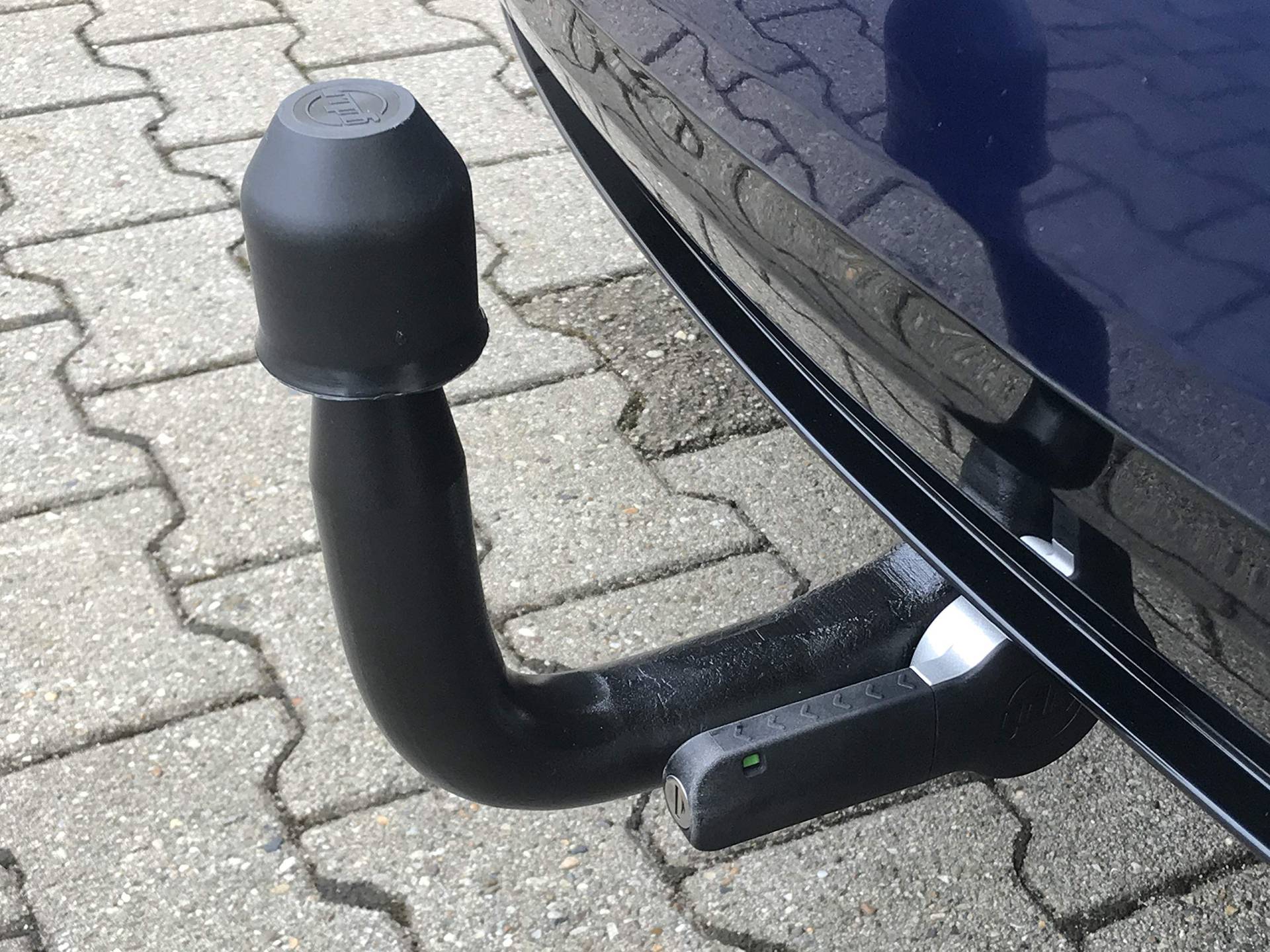 MisterDotCom Anhängerkupplung für Tesla Model S, 1.850kg Anhängelast, Silber, Legierter Stahl, Pulverbeschichtet, TOW_HITCH, ATV Tow Hitch von MisterDotCom