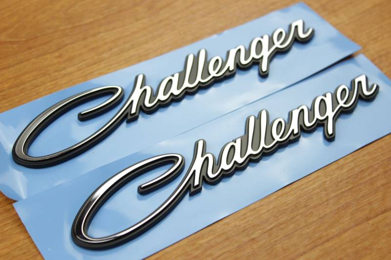 Dodge Challenger Fender Namensschild Emblem Badge Set von 2 Mopar OEM von Mopar