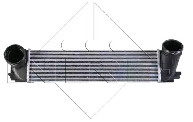 NRF Ladeluftkühler BMW 30386 17517800682,7800682 Intercooler von NRF