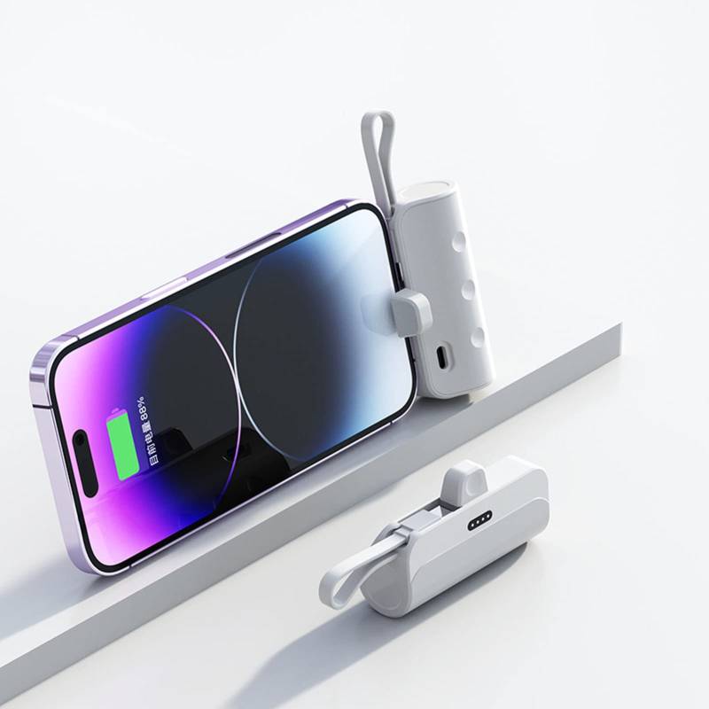 Tragbares Mini-Ladegerät, Multifunktional, Integriertes Kabel für IOS-Schnittstelle Typ C, 2-in-1-Mini-USB-C-Powerbank, Tragbares Ladegerät für den Notfall von PenRux