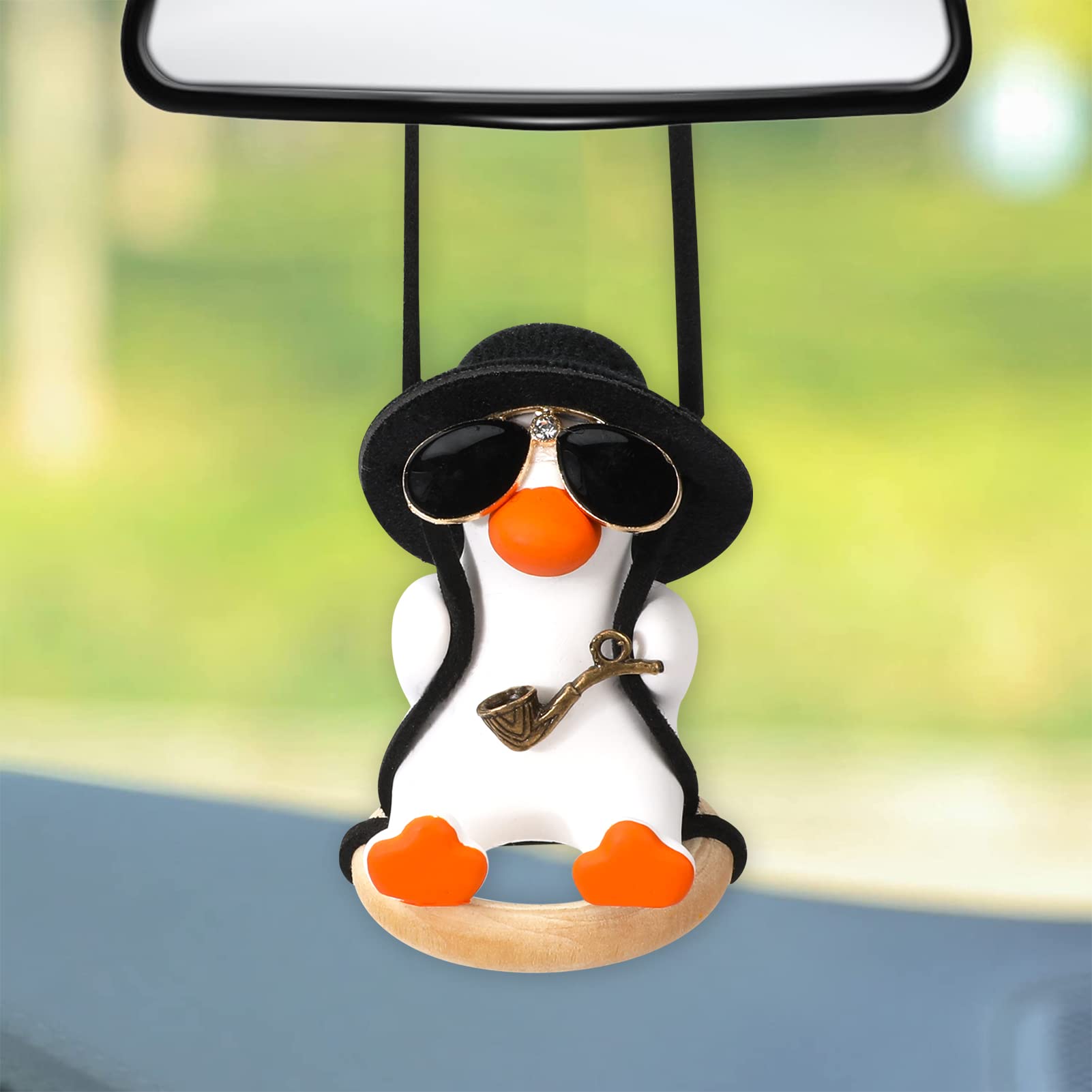 Süße Schaukel Ente Dekor mit Hut Tabakpfeife, Auto Anhänger Swinging Duck Car Accessories, Auto Rückspiegel Innen Dekoration Fliegende Ente Hänge Ornament Spiegel Charms Zubehör Lustige Geschenke von Pwsap