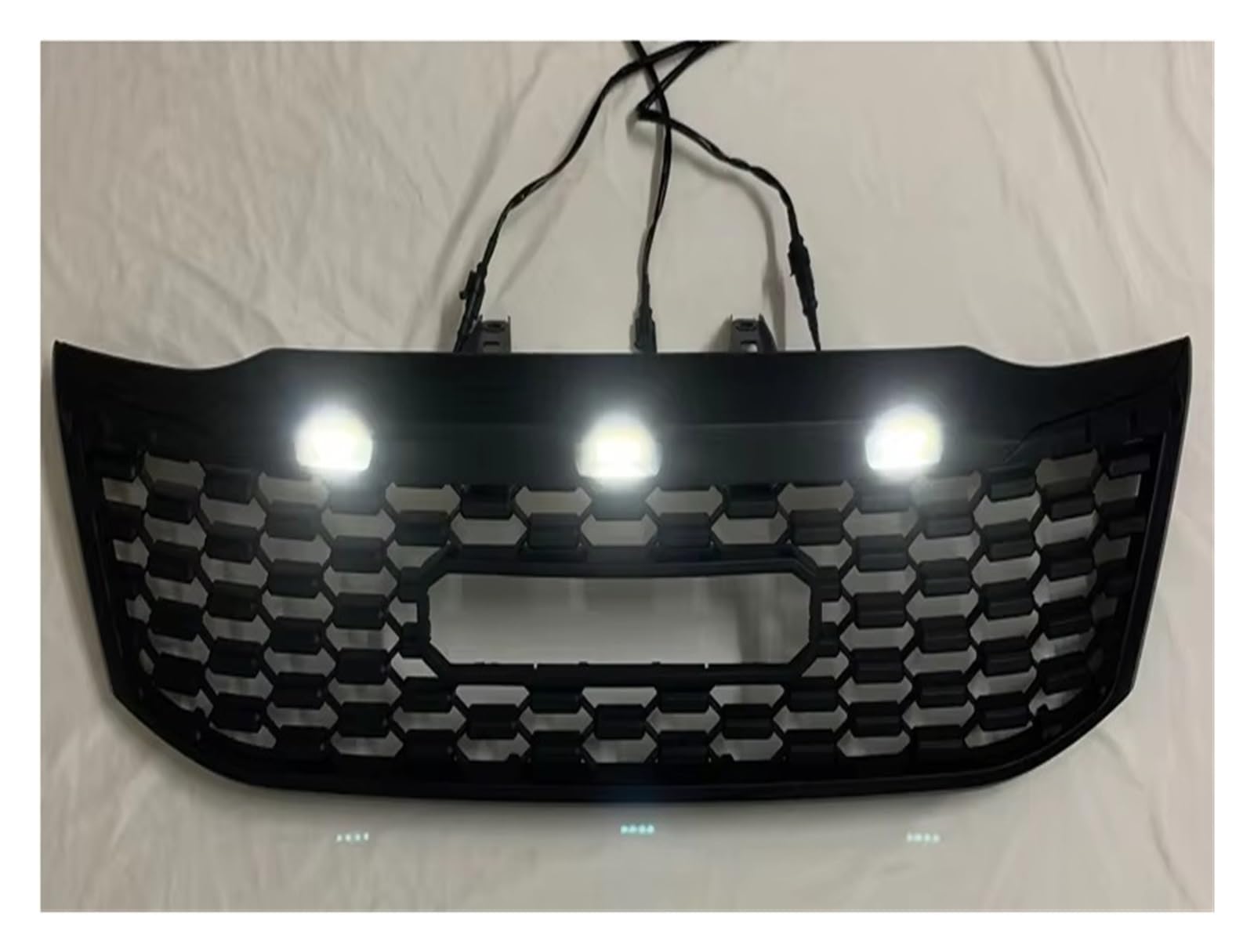 Auto Frontgrill Auto AUßENTEIL GEÄNDERT VORNE ABS MESH Maske Trims Abdeckung Racing Grille Grills FÜR HILUX VIGO 2012 2013 2014 Pickup Auto Kühlergrill(White LED) von RFSHOP