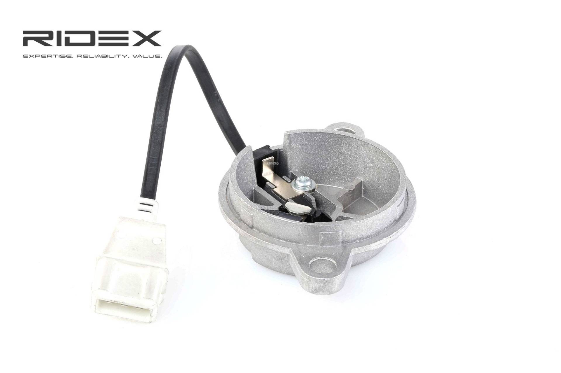 RIDEX Sensor, Nockenwellenposition RENAULT,VOLVO 3946S0107 91461080,7439146108,1383966 9146108 von RIDEX