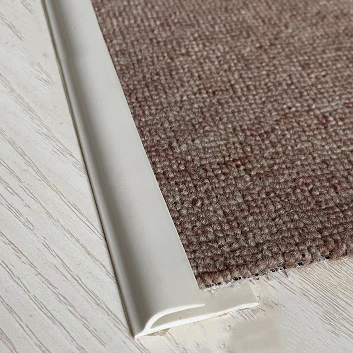 Teppichkantenstreifen, Teppichkanten-Zierstreifen for Fußmatten/Fußmatten/Teppiche/Läufer, Selbstklebende Dichtungen mit umwickeltem Klebeband, selbstdichtend, wasserdicht(Beige,1000cm (33ft)) von RTESDCN