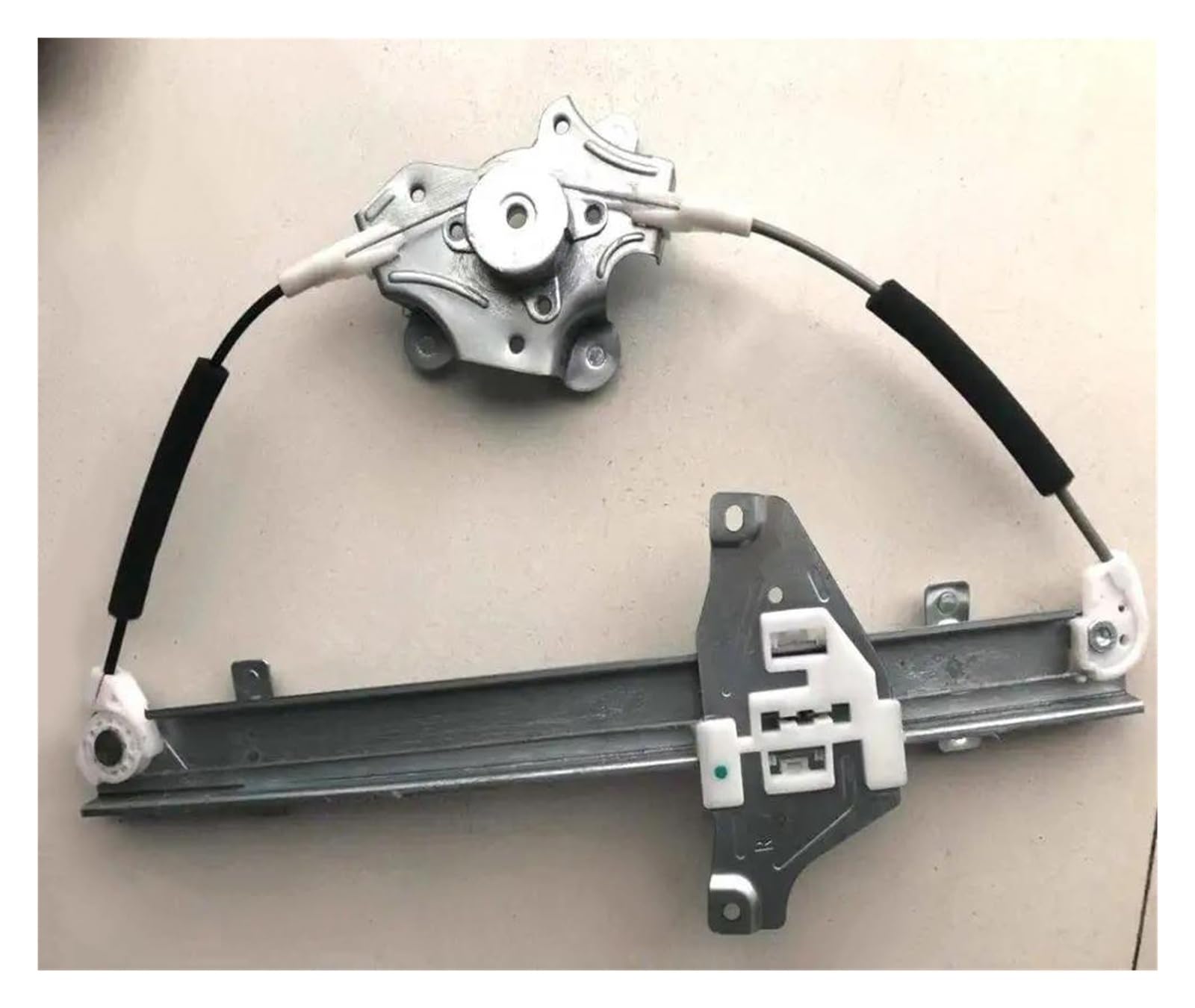 Fensterregler Für SAIC Für Roewe 350 MG5 Auto Auto Motor Teil 10096926 Fensterheber Halterung Assy. Mit Motor Links Rechts Vorne Hinten Seite Fensterheber(Front-Left Bracket) von RXRJSU