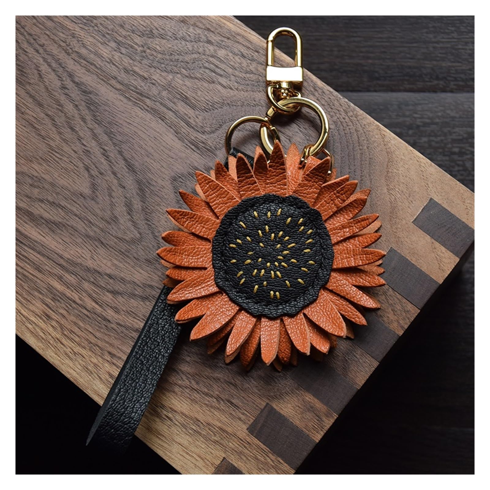 Handgefertigter Schlüsselanhänger mit Sonnenblumen-Taschenanhänger aus Leder(KeyRing) von RYWRLQRA