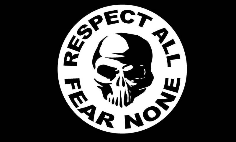 Rakelfix Respect All Fear no one Skull Biker Totenkopf Aufkleber Größe&Farbe ANPASSBAR Sticker Autoaufkleber Lack Scheibe Wand von Rakelfix