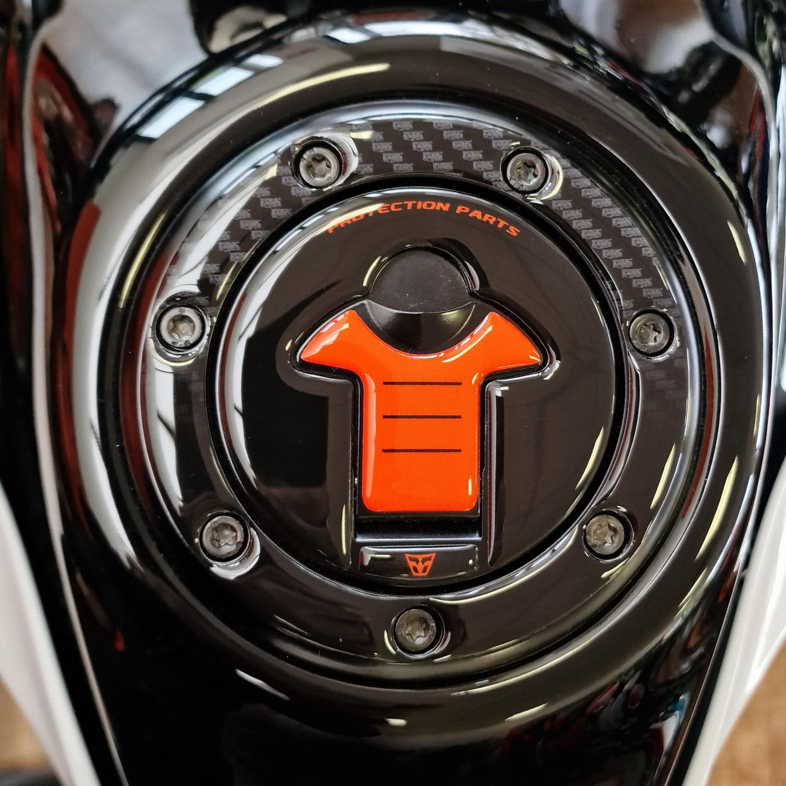 Resin Bike Aufkleber Motorrad Kompatibel Mit KTM 790-890 Duke 2022-2024. Schutz Motorrad Tankdeckelschutz vor Stößen und Kratzern. Aufklebersatz 3D-Harzklebstoff - Stickers Made in Italy von Resin Bike