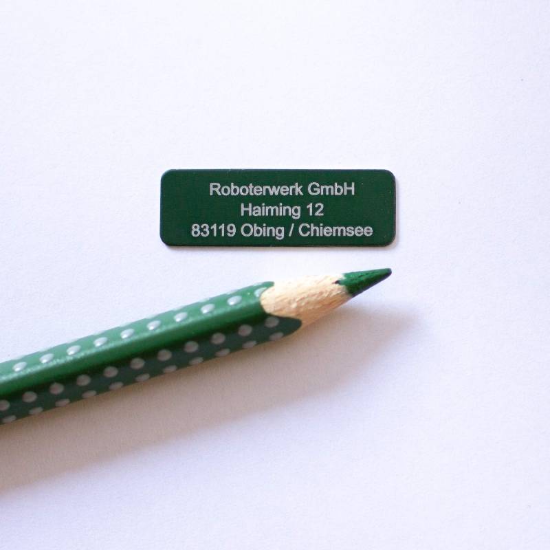 Roboterwerk Drohnen-Kennzeichen - 3 Zeilen, Namenschild und/oder mit ab 2021 geforderter e-ID, 30x10mm, Aluminium eloxiert Grün von Roboterwerk