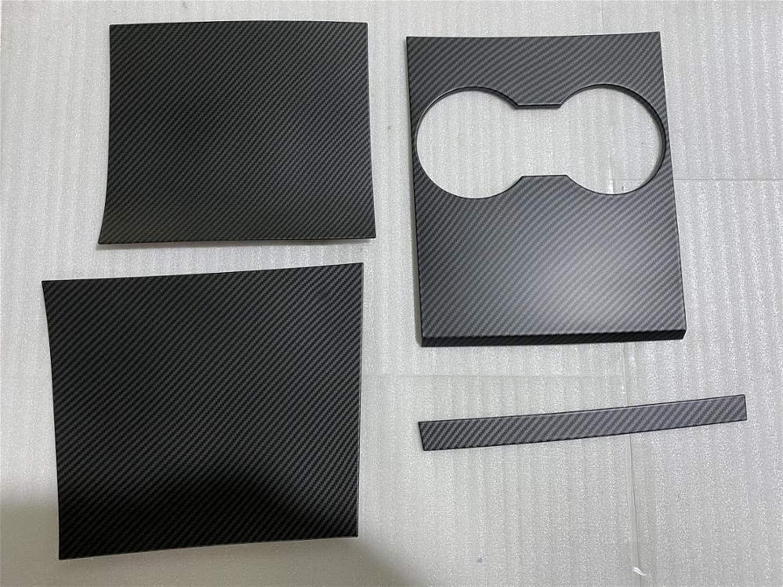 Rynplex For Tesla, Modell 3, Frosting Matte Finish Carbon FiberCentral Control Wasser Becherhalter Panel Patch Modell Y Zubehör Dekoration Dekoration für Lüftungsschlitze(Plane) von Rynplex