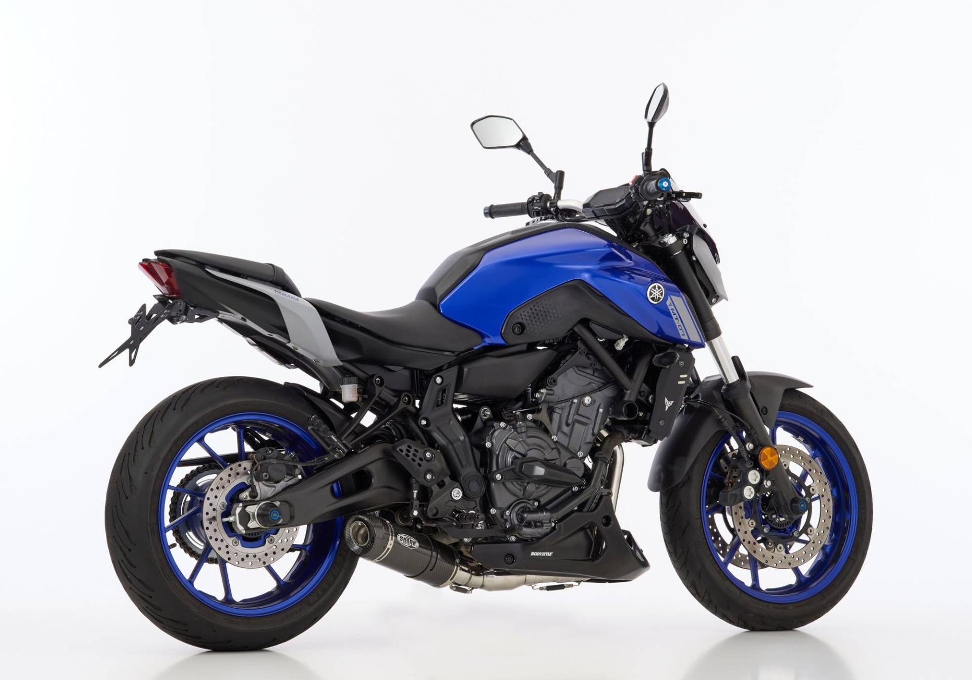 Street GP Komplettanlage (2-1) Super Short kompatibel mit YAMAHA MT-07 RM33/RM34 689 ccm Bj. 2021-2024 von SHARK PERFORMANCE