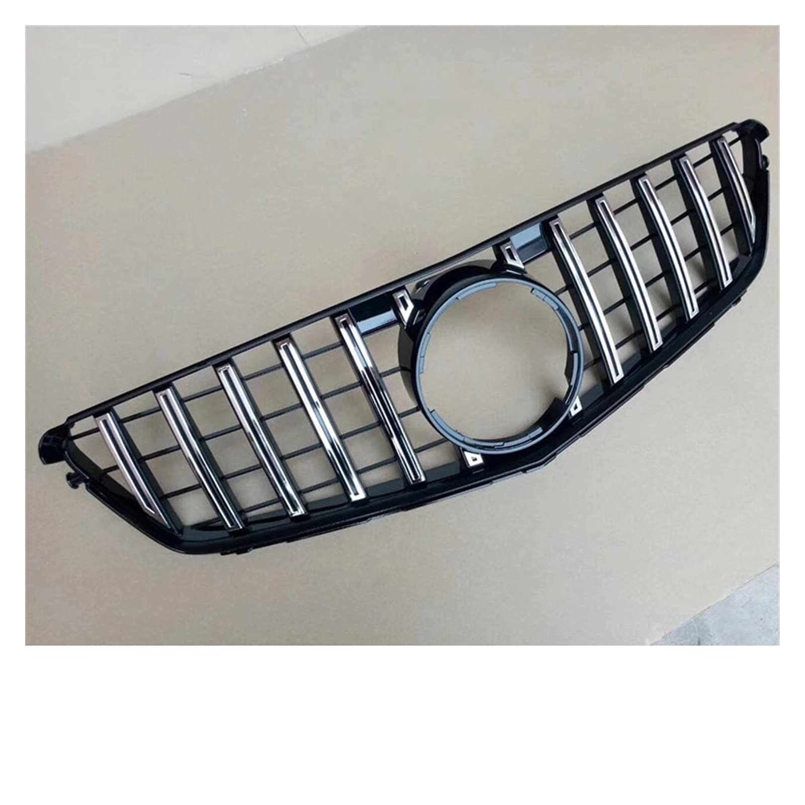 Auto Frontgrill Kühlergitter W204 Für AMG Für GT Grill Schwarz Silber Front Stoßstange Kühler Diamanten Grille Für Benz C Klasse C200 2007 2008 2009 2010 2011 2012 2013 2014(Silber) von SPUFKGE