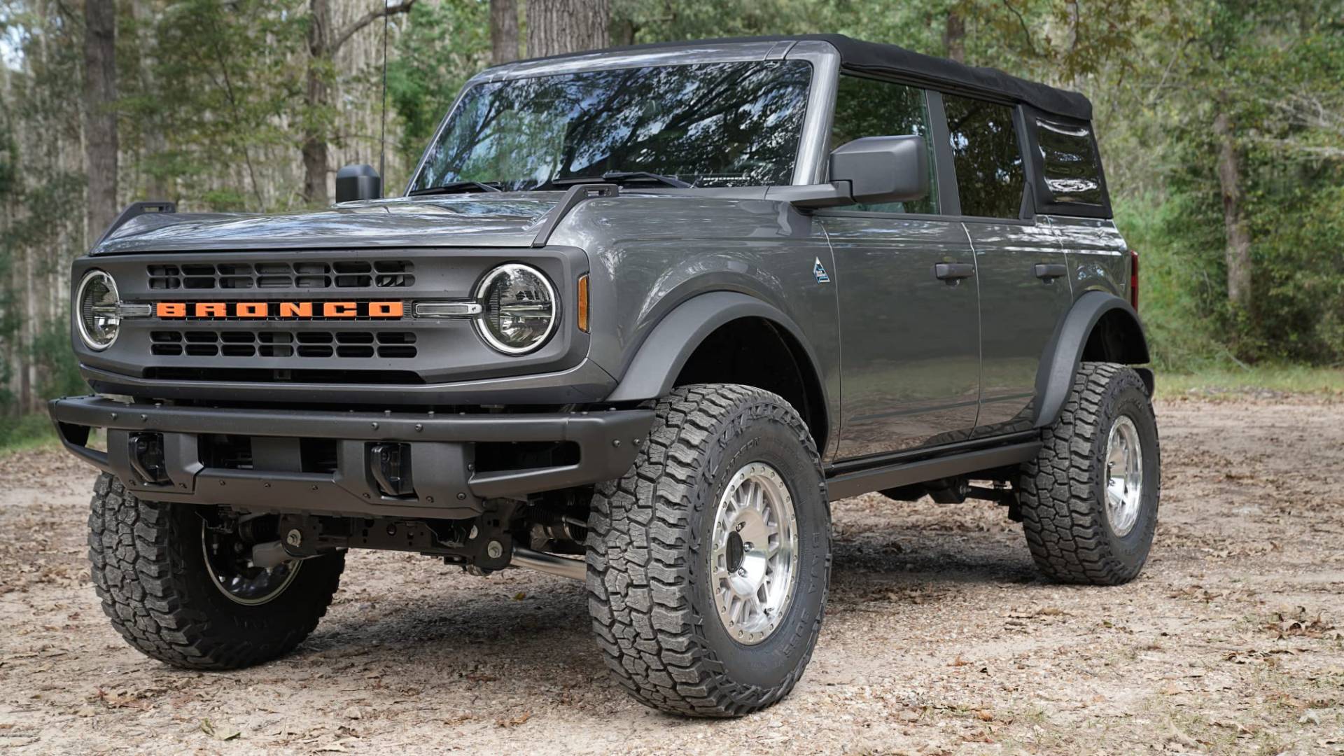 Superlift 5,1 cm Nivellierset für Ford Bronco | Strebenabstandshalter | 9720 | passend für Ford Bronco 2021–2024 (nicht für Sportmodell oder Sasquatch-Paket) von SUPERLIFT