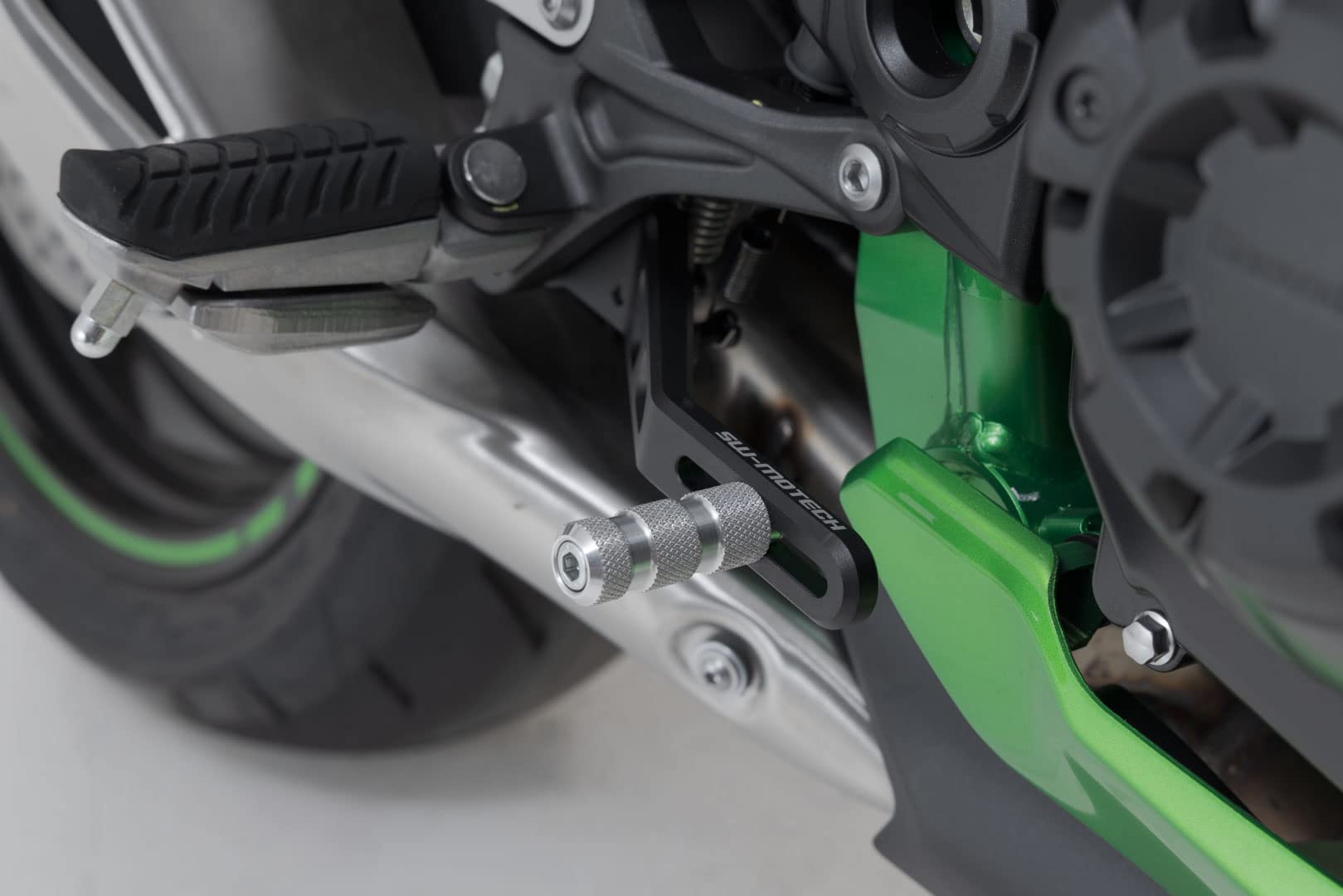 SW-Motech Fußbremshebel - Kawasaki Z900 (16-). von SW-Motech