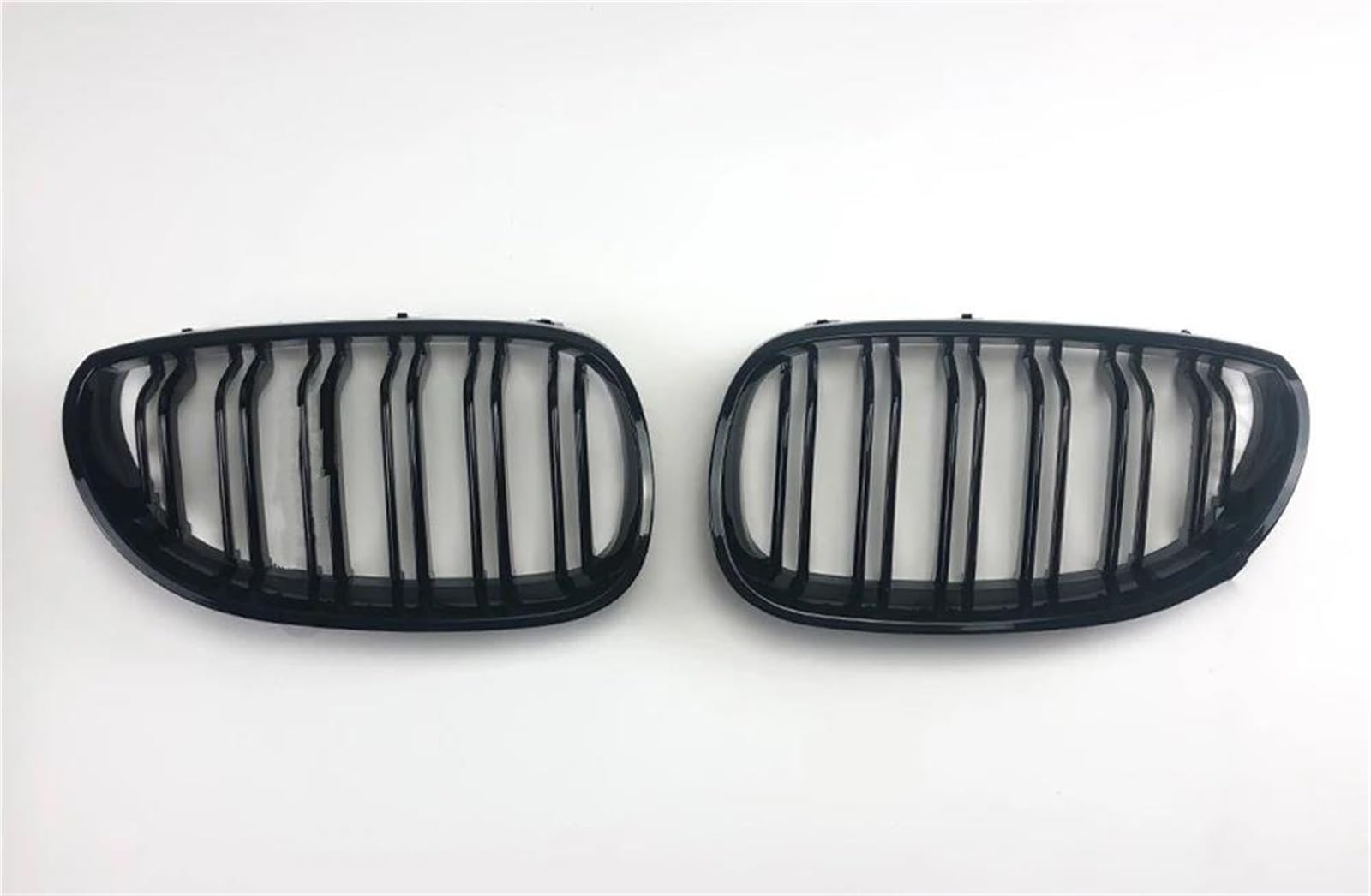 Frontstoßstangengrill Front Stoßstange Niere Grill Haube Grille Trim Refit Für M5 E61 E60 535i 545i 550i 520i 5-Serie 2003-2010 Tuning Zubehör Nebelscheinwerfer Gitter von SYLTER