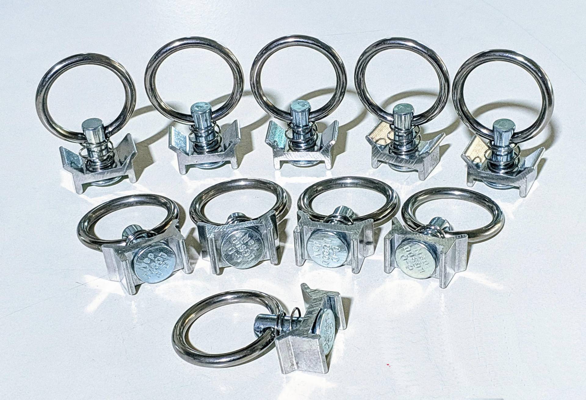 10x Single Stud Fittinge mit Ring für Airline-Schiene Zurrschiene (Sprinter etc.) Zurrgurt Adapter Endbeschlag Endfitting von Slack-Liners