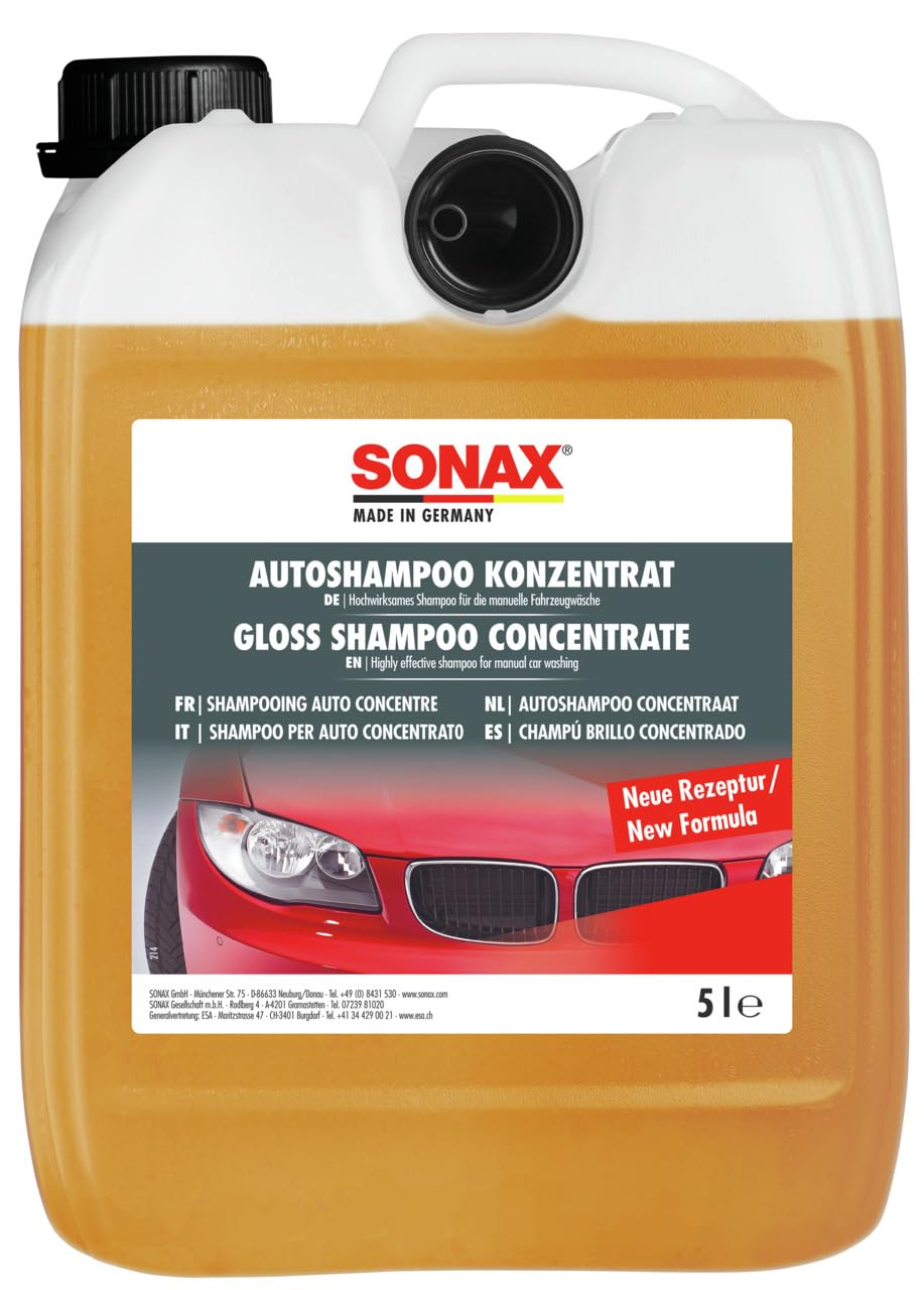 SONAX AutoShampoo Konzentrat (5 Liter) löst den Schmutz ohne die Wachs-Schutzschicht auf dem Lack anzugreifen / Art-Nr. 03145000 von SONAX