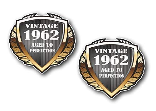 Sticar Ltd von it - 2 Jahr 1962 Vom Schild Retro-Auto-Aufkleber Motorradhelm Cafe Racer Badge je ca. 55 x 50 mm. von Sticar-it Ltd