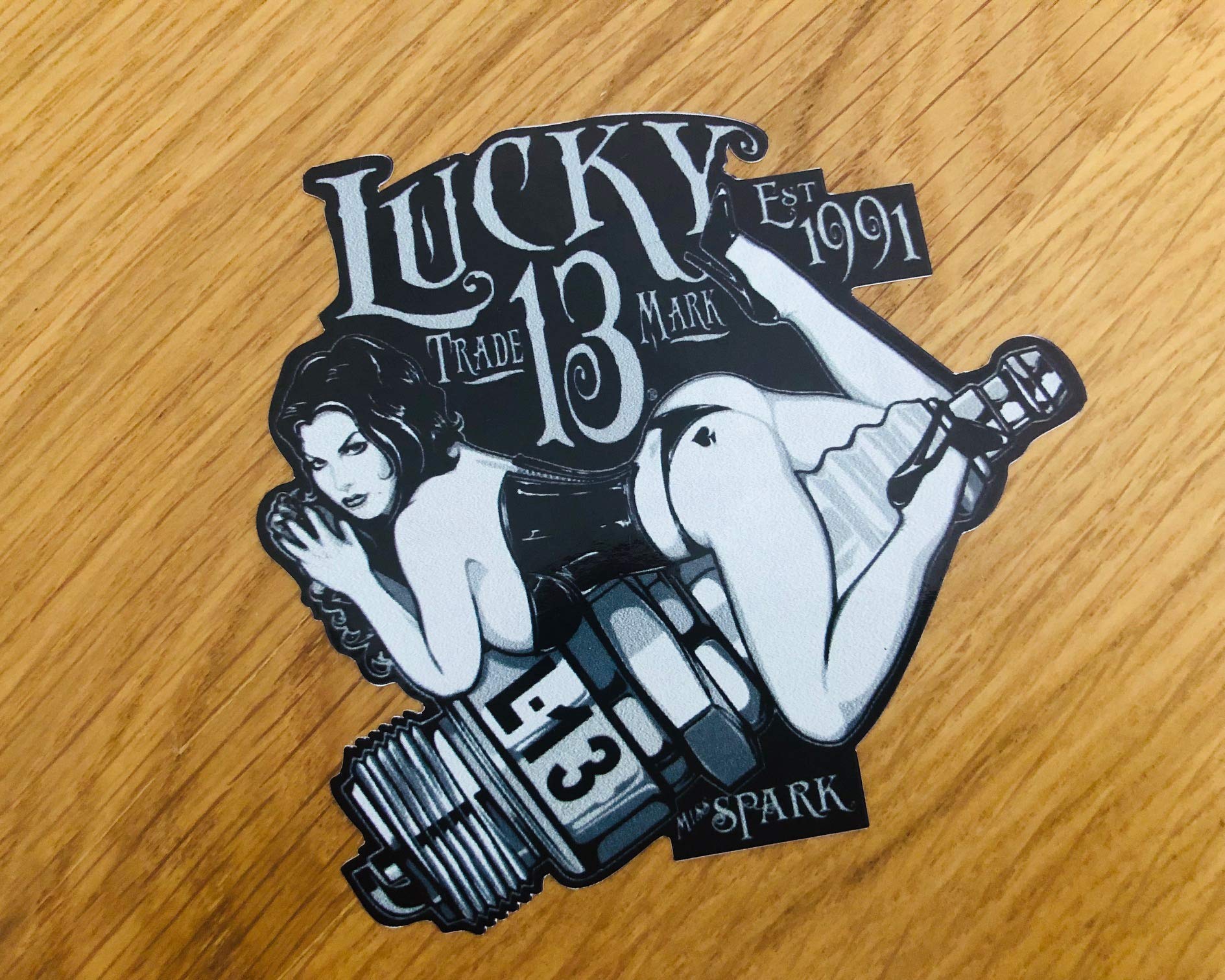 PIN UP Lucky 13 Aufkleber Sticker Girl Poker Spark Hoonigan Tattoo Drift Pu049 von Stickerverticker