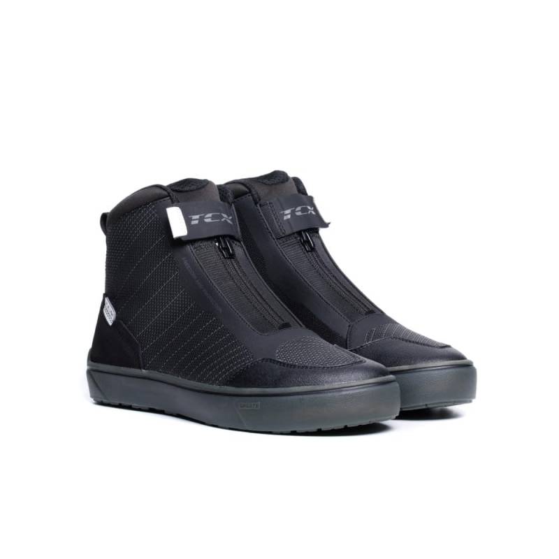 TCX - Ikasu 2 Wp, Wasserdichte Urban-Motorradschuhe, für Männer, Schwarz/Weiß, 44 von TCX