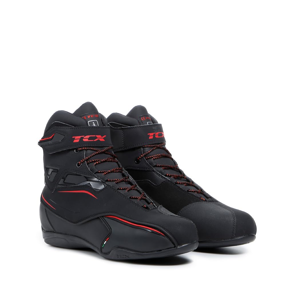 TCX - Zeta Waterproof, Herren-Motorradschuhe, Sportlich und Wasserdicht, Stadttauglicher Schuh, Obermaterial aus Mikrofaser, Schnürung und Klettverschluss, Schwarz/Rot von TCX