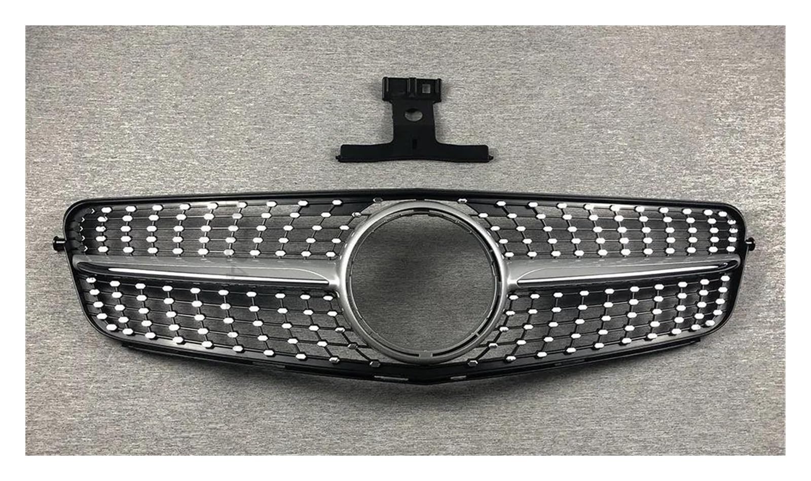 Front Kühlergrille Diamant Stil Gitter Front Grill Für Benz C Klasse W204 07 2008 2009 2010 2011 2012 2013 2014 C350 C180 C200 C250 C300 Kühlergitter(Chrome Silver) von TWTUSE