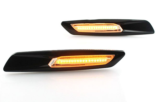 2x LED Seitenblinker Blinker in Schwarz Smoke SET für BMW 5er E60 E61 / 1er E81 E87 E82 E88 von Goingfast GmbH