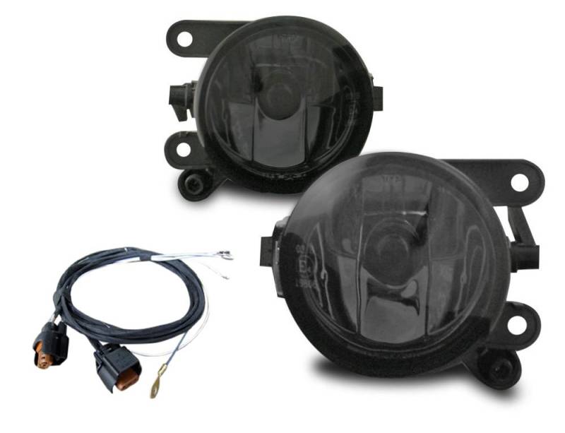 2x Nebelscheinwerfer NSW Klarglas SCHWARZ Kabelbaum HB4 für VW Scirocco III 3 von JOM Car Parts & Car Hifi GmbH